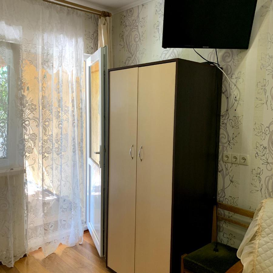 Guest House Santin 초르노모르스크 외부 사진