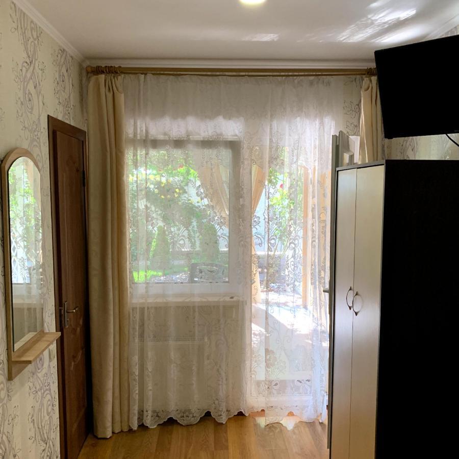 Guest House Santin 초르노모르스크 외부 사진