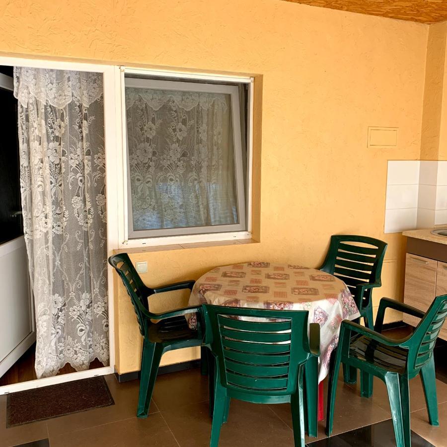 Guest House Santin 초르노모르스크 외부 사진