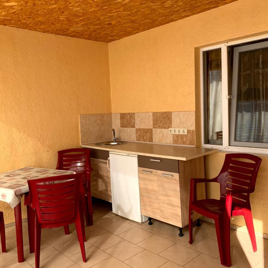 Guest House Santin 초르노모르스크 외부 사진