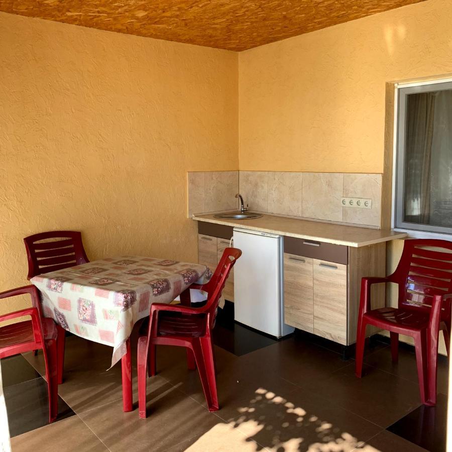 Guest House Santin 초르노모르스크 외부 사진